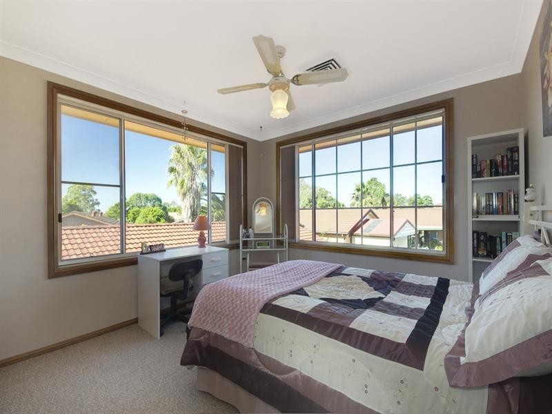 66 Ritchie Crescent, Horsley NSW 2530