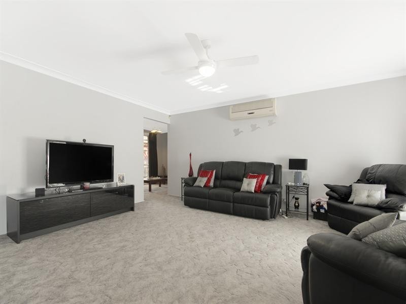 7 Cadigan Place, Dapto NSW 2530