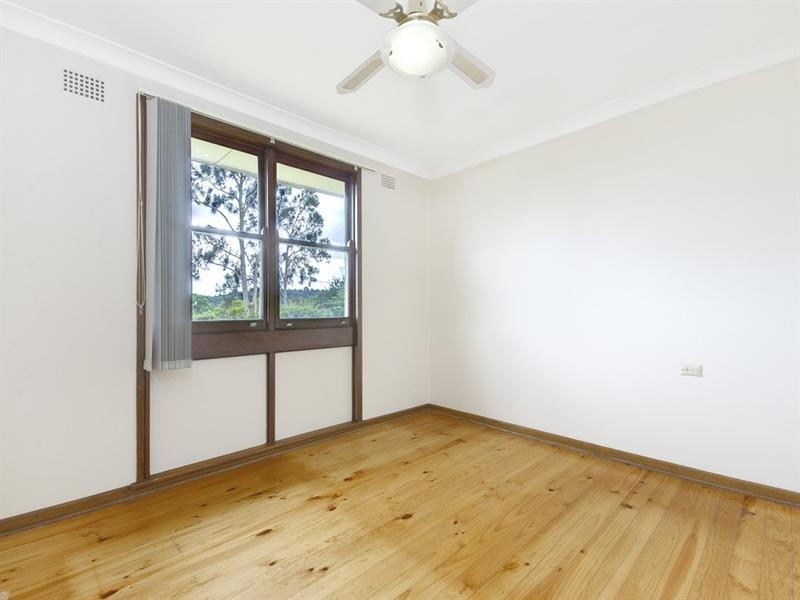 8 Goondah Avenue, Koonawarra NSW 2530