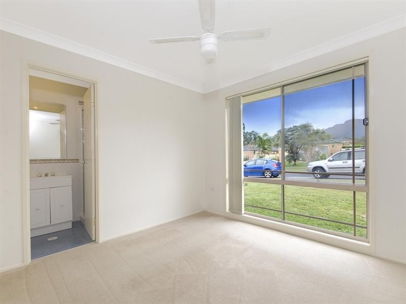 7 Selwyn Grove, Horsley NSW 2530