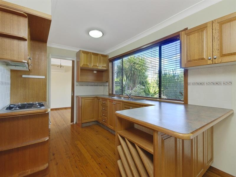 95 Thirroul Road, Kanahooka NSW 2530