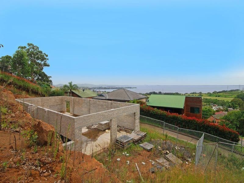 10 Woombye Close, Koonawarra NSW 2530