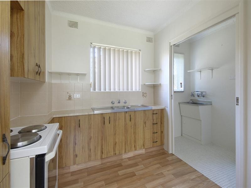 2/17 Prince Edward Drive, Brownsville NSW 2530