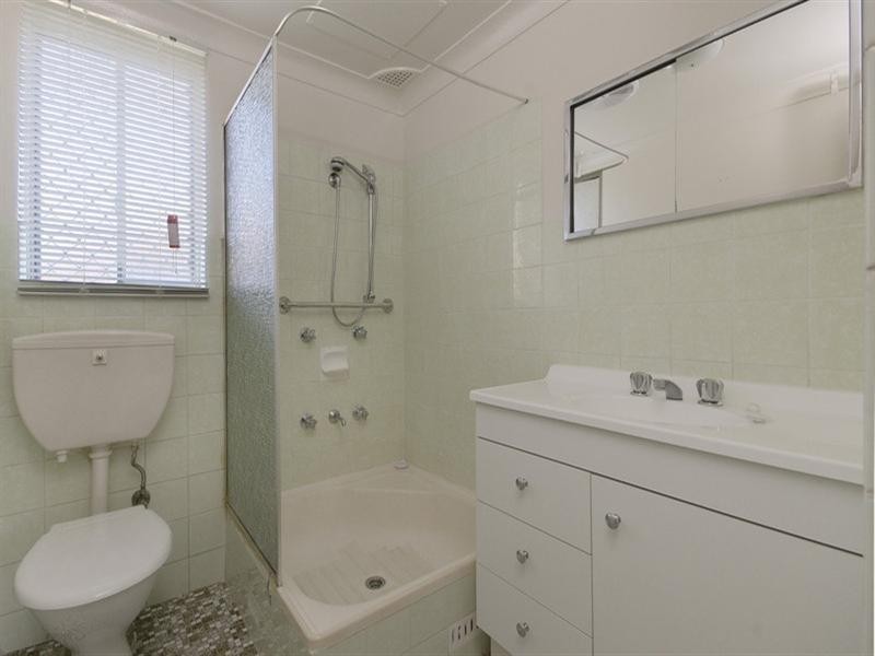 2/17 Prince Edward Drive, Brownsville NSW 2530