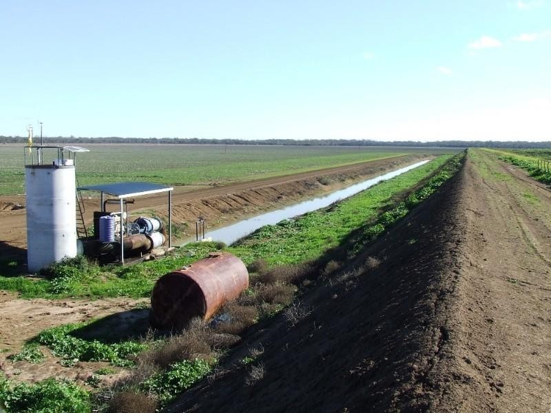 - Warren Quambone Road, Warren NSW 2824