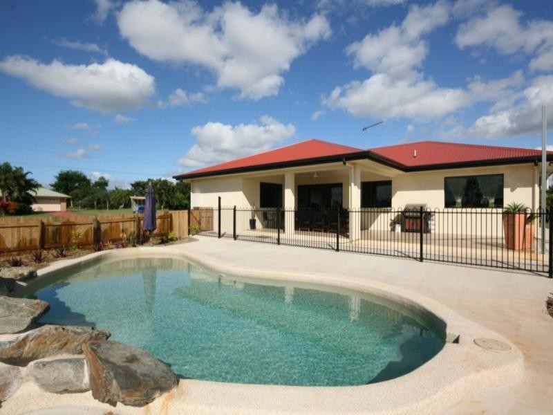 22 Wylandra Drive, Mareeba QLD 4880