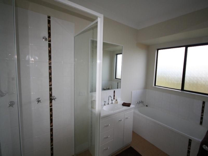 22 Wylandra Drive, Mareeba QLD 4880