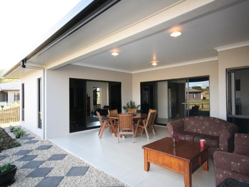 14 River Drive, Mareeba QLD 4880