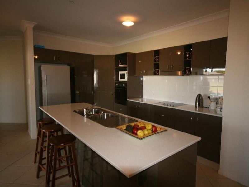 14 River Drive, Mareeba QLD 4880