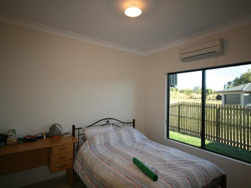14 River Drive, Mareeba QLD 4880