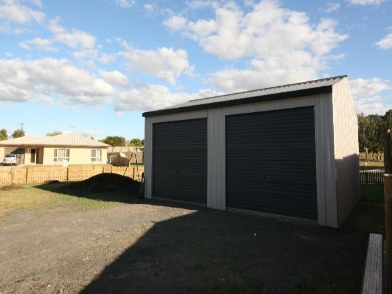 14 River Drive, Mareeba QLD 4880