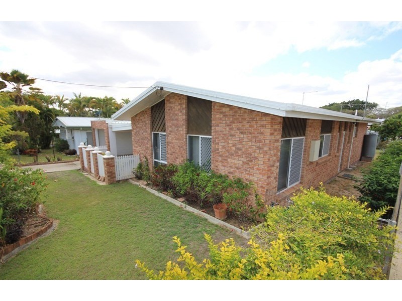8 Langton Avenue, Mareeba QLD 4880