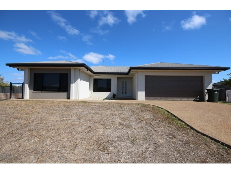 10 Peluchetti Place, Mareeba QLD 4880