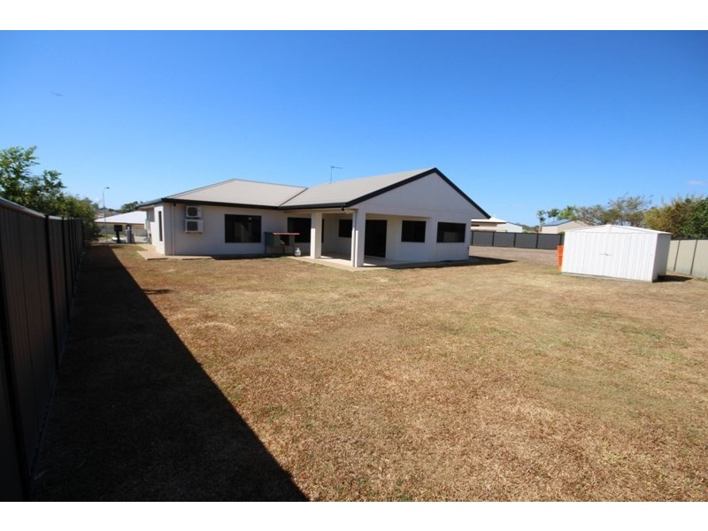 10 Peluchetti Place, Mareeba QLD 4880