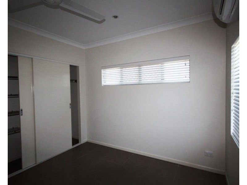 9 Best Street, Mareeba QLD 4880