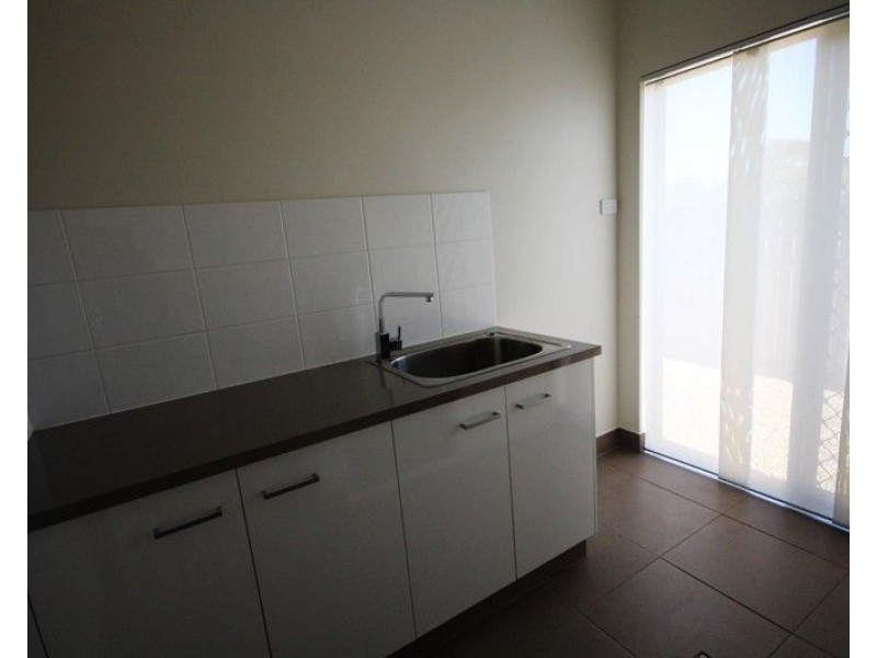 9 Best Street, Mareeba QLD 4880