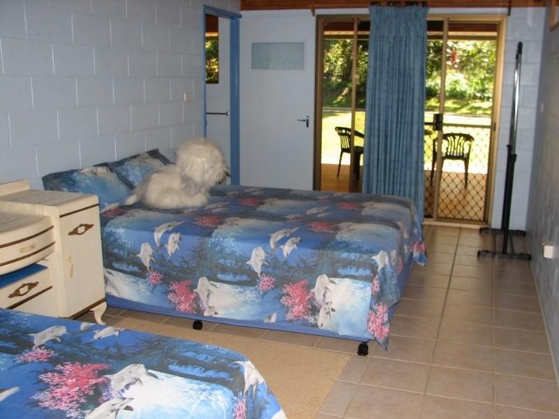 Lake Eacham QLD 4884