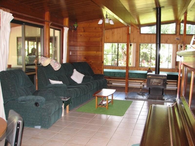 Lake Eacham QLD 4884