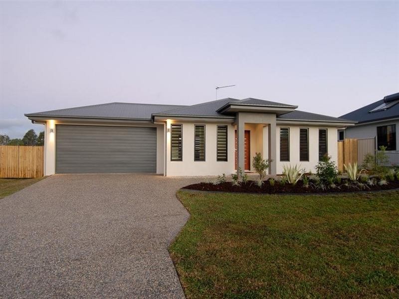 12 Godwin Drive, Mareeba QLD 4880