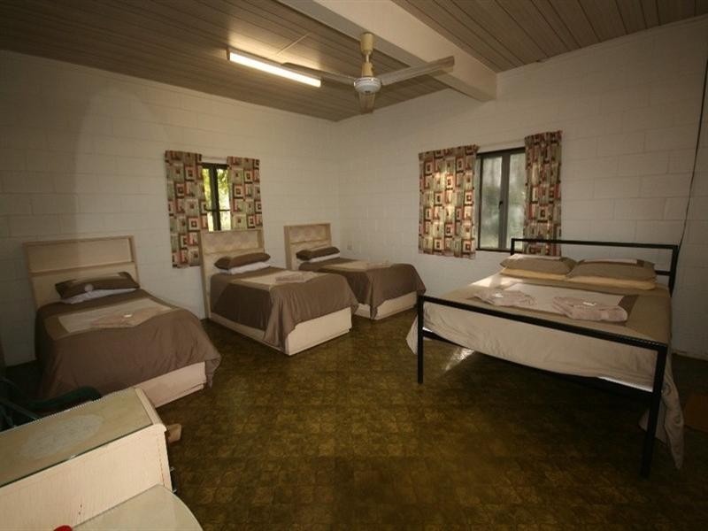 0 Railway Hotel, Almaden QLD 4871