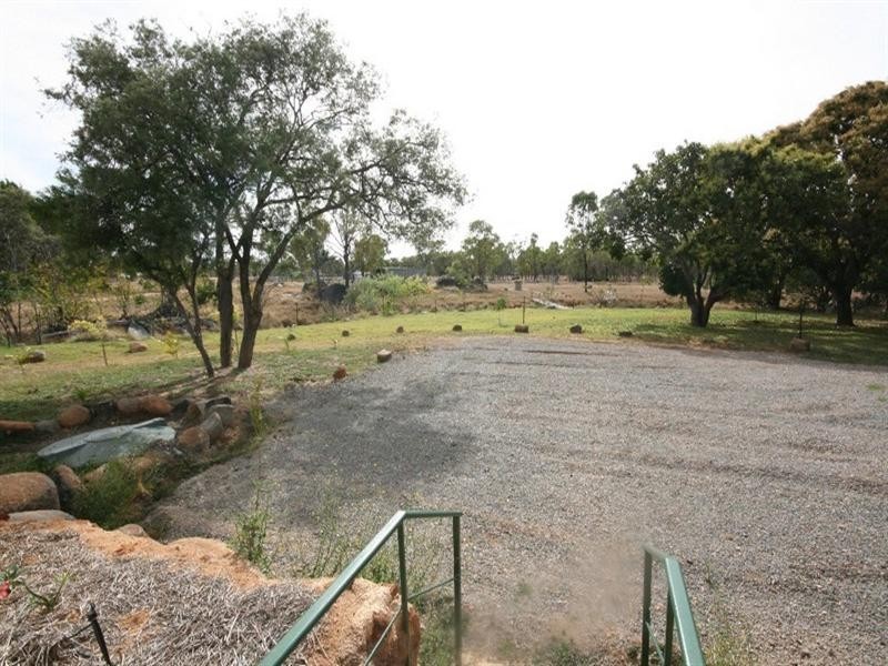 0 Railway Hotel, Almaden QLD 4871