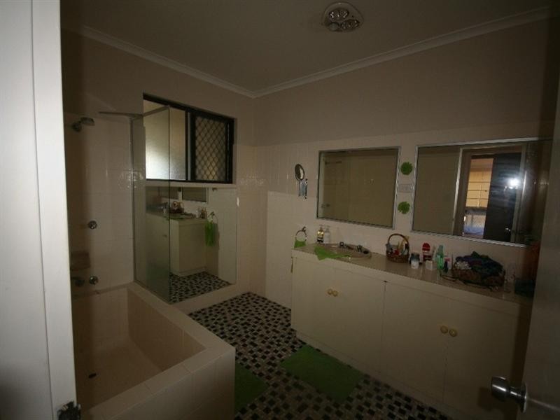 Koah QLD 4881