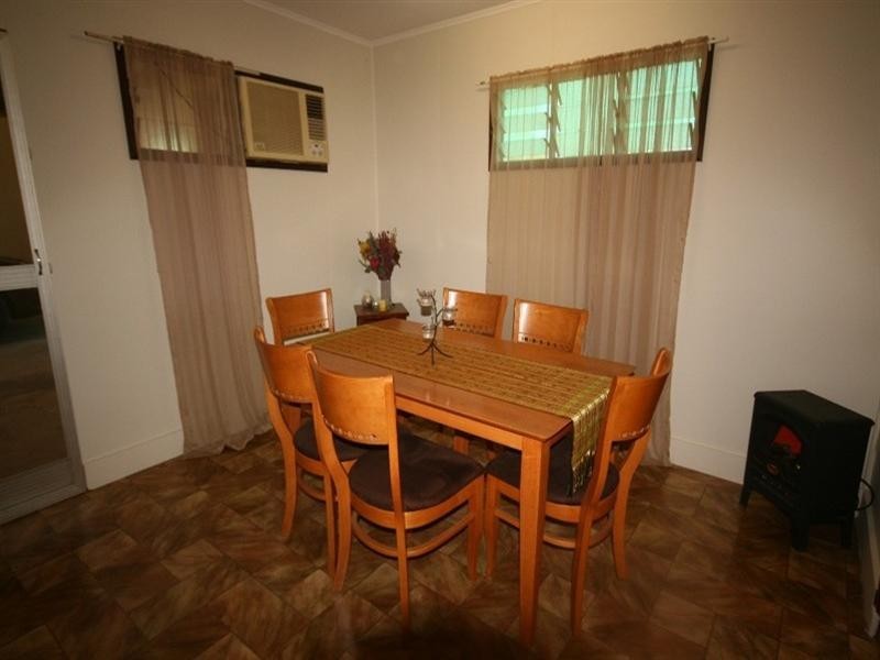 86 Frazer Road, Mount Molloy QLD 4871