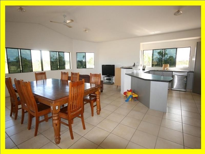 119 Coronet Drive, Mareeba QLD 4880