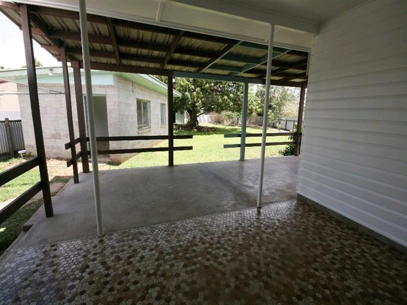 5 Keeble Street, Mareeba QLD 4880