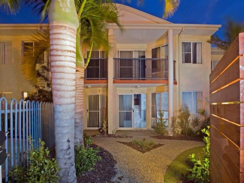 Sunrise Beach QLD 4567