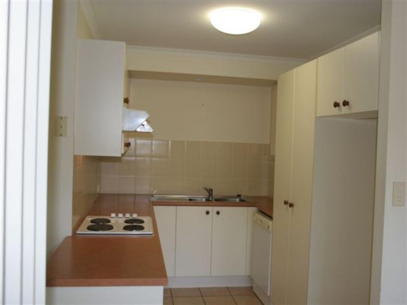 2/8 Portside Court, Noosaville QLD 4566