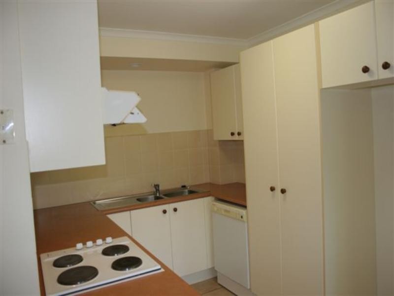 2/8 Portside Court, Noosaville QLD 4566