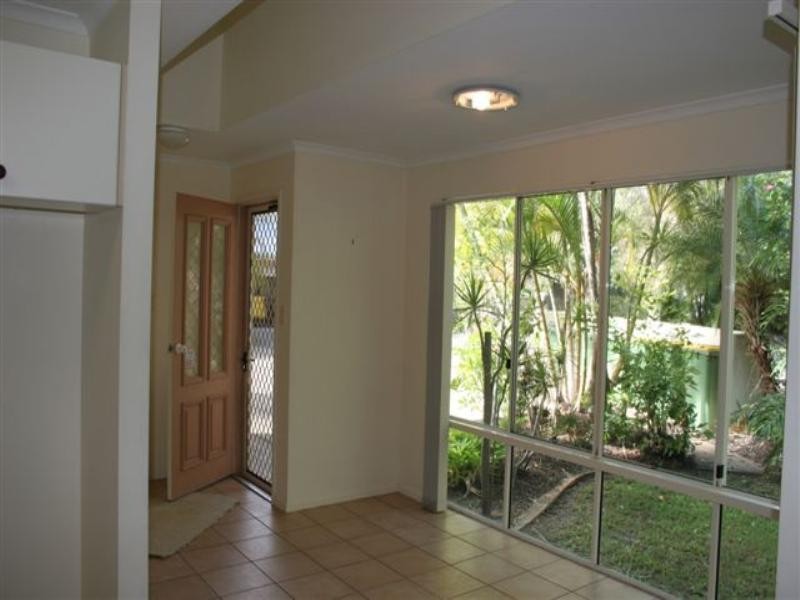 2/8 Portside Court, Noosaville QLD 4566