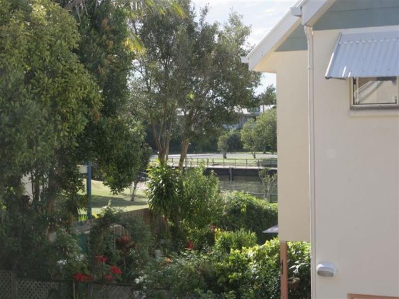 2/8 Portside Court, Noosaville QLD 4566