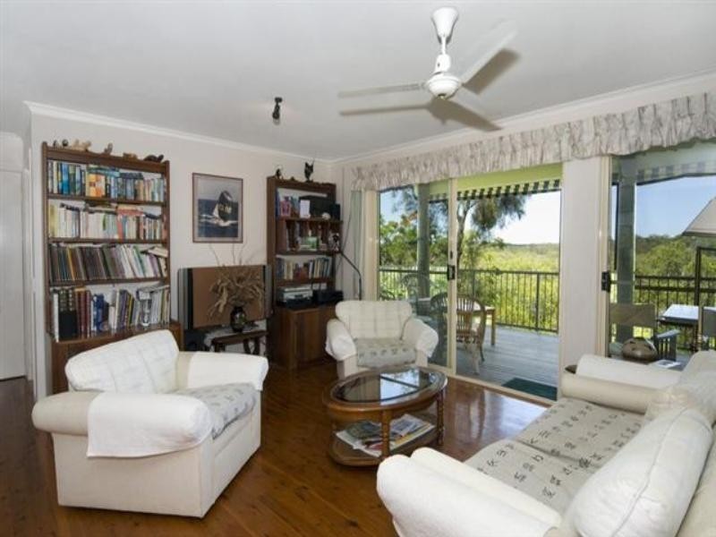 6 Val Crescent, Noosaville QLD 4566
