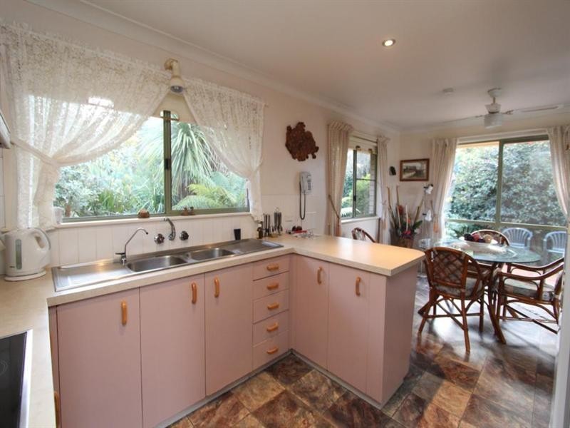 24 George Street, Tenterfield NSW 2372