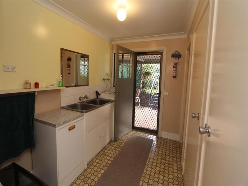 24 George Street, Tenterfield NSW 2372