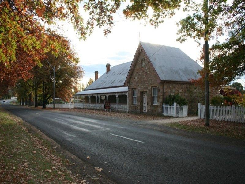 Deloraine Clarence Street, Tenterfield NSW 2372