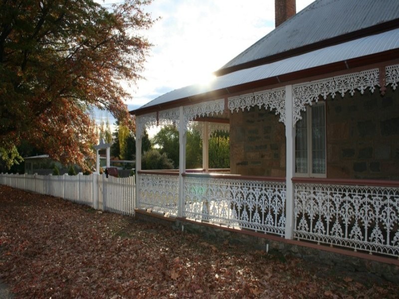 Deloraine Clarence Street, Tenterfield NSW 2372