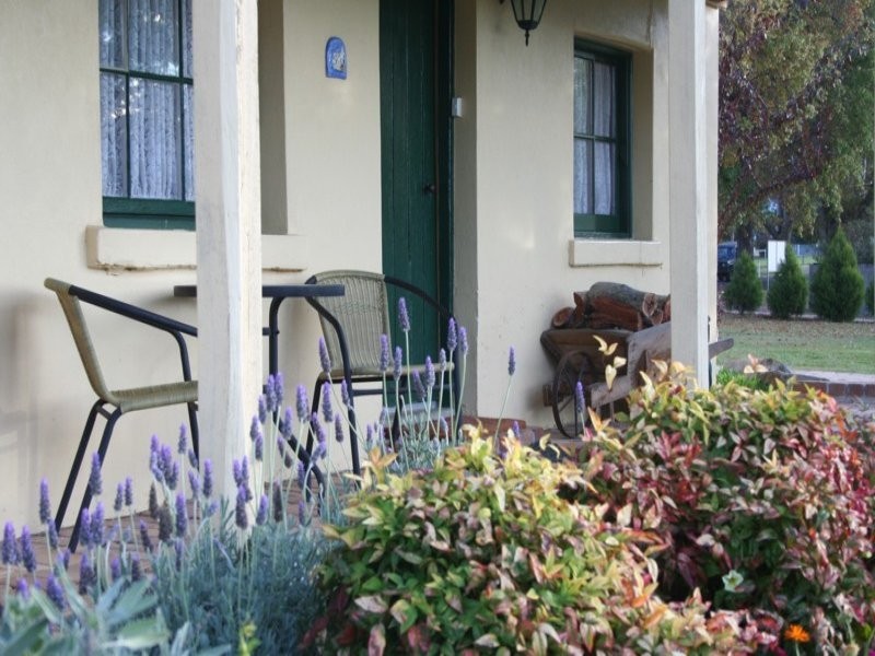 Deloraine Clarence Street, Tenterfield NSW 2372