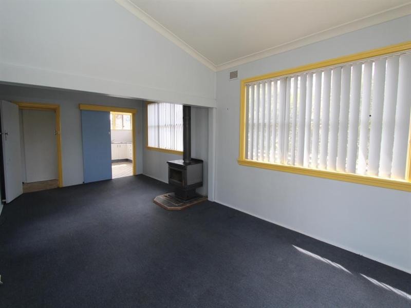 260 DOUGLAS Street, Tenterfield NSW 2372