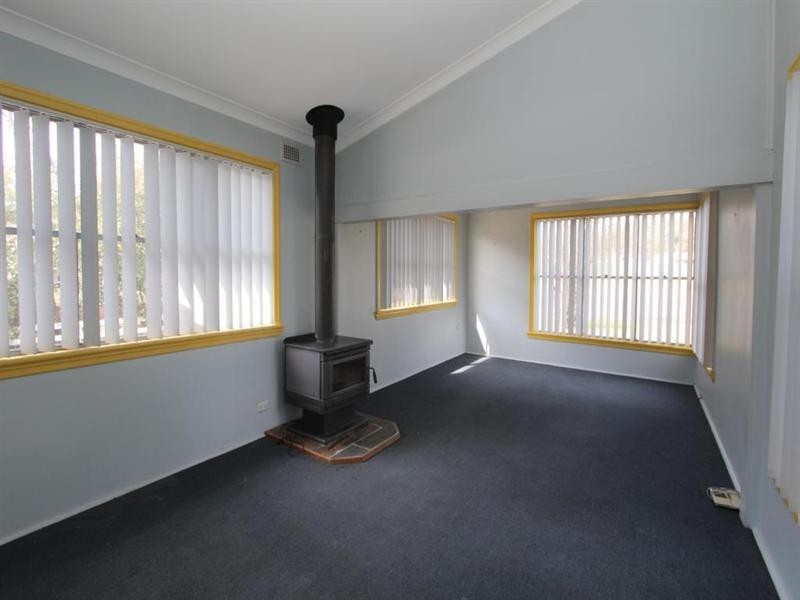 260 DOUGLAS Street, Tenterfield NSW 2372