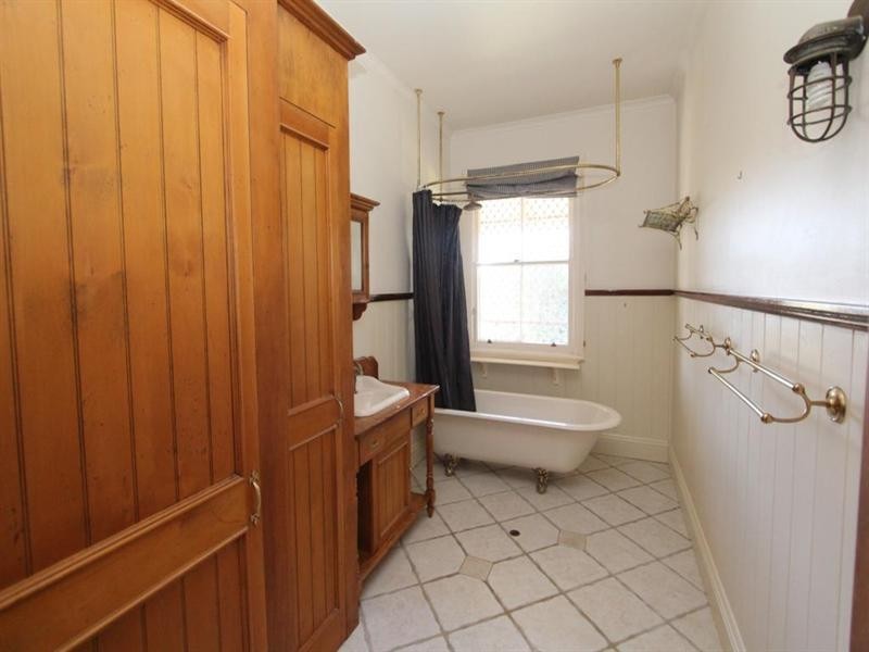 147 Bulwer Street, Tenterfield NSW 2372