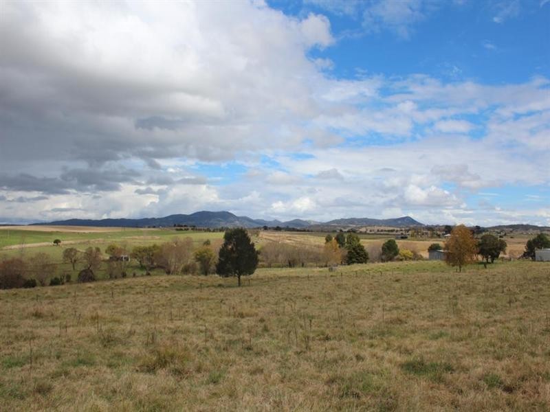 1, 3 and 4 Mt Lindesay Road, Tenterfield NSW 2372