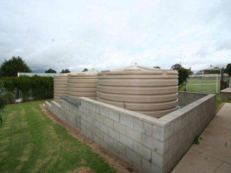 199 Pelham Street, Tenterfield NSW 2372