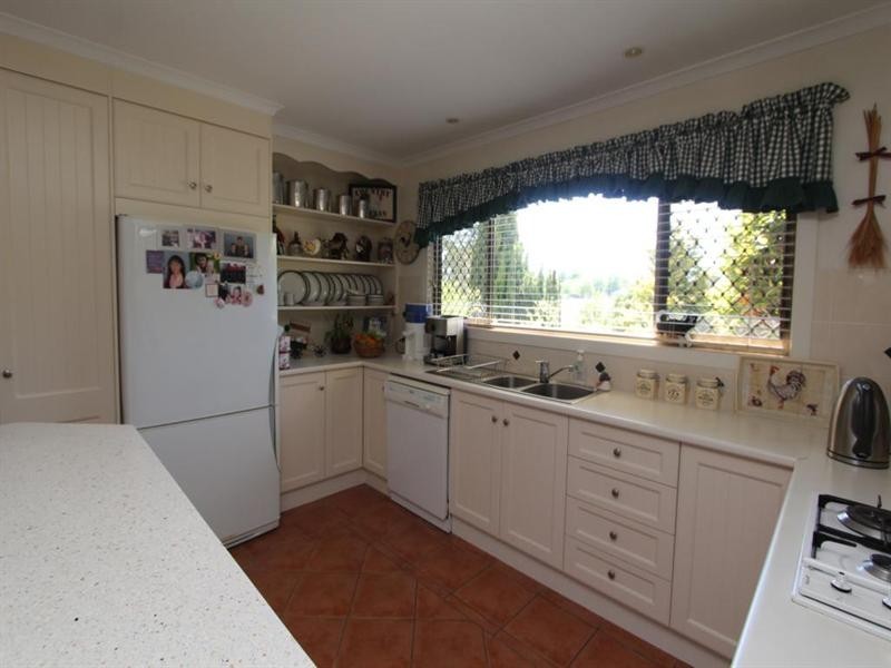 66 High Street, Tenterfield NSW 2372