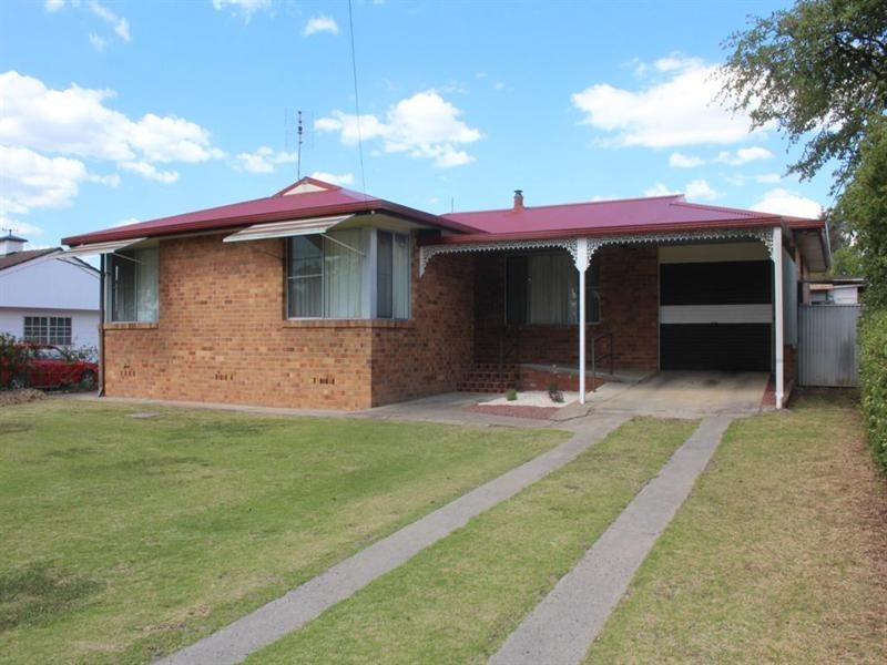 133 Wood Street, Tenterfield NSW 2372