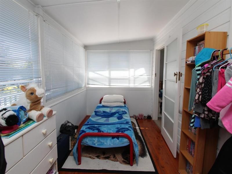 24 Duncan Street, Tenterfield NSW 2372