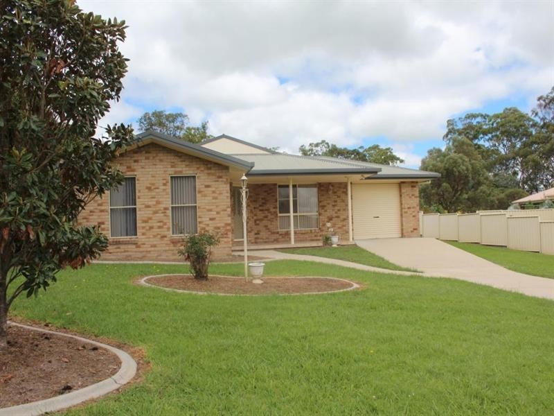 38 East Street, Tenterfield NSW 2372