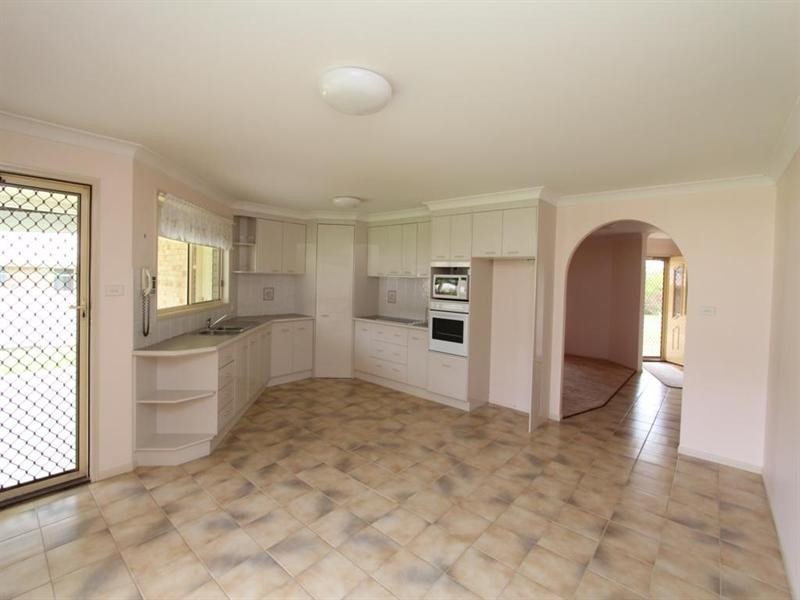 38 East Street, Tenterfield NSW 2372